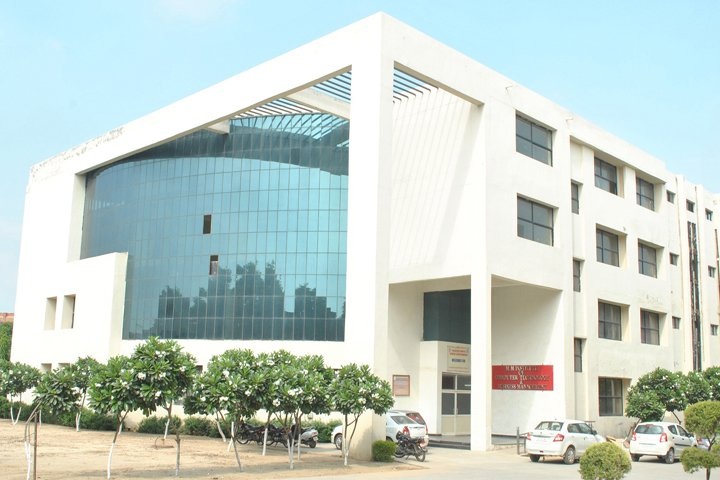 https://cache.careers360.mobi/media/colleges/social-media/media-gallery/9205/2018/10/29/Campus view of MM Institute of Computer Technology and Business Management Mullana_Campus View.jpg